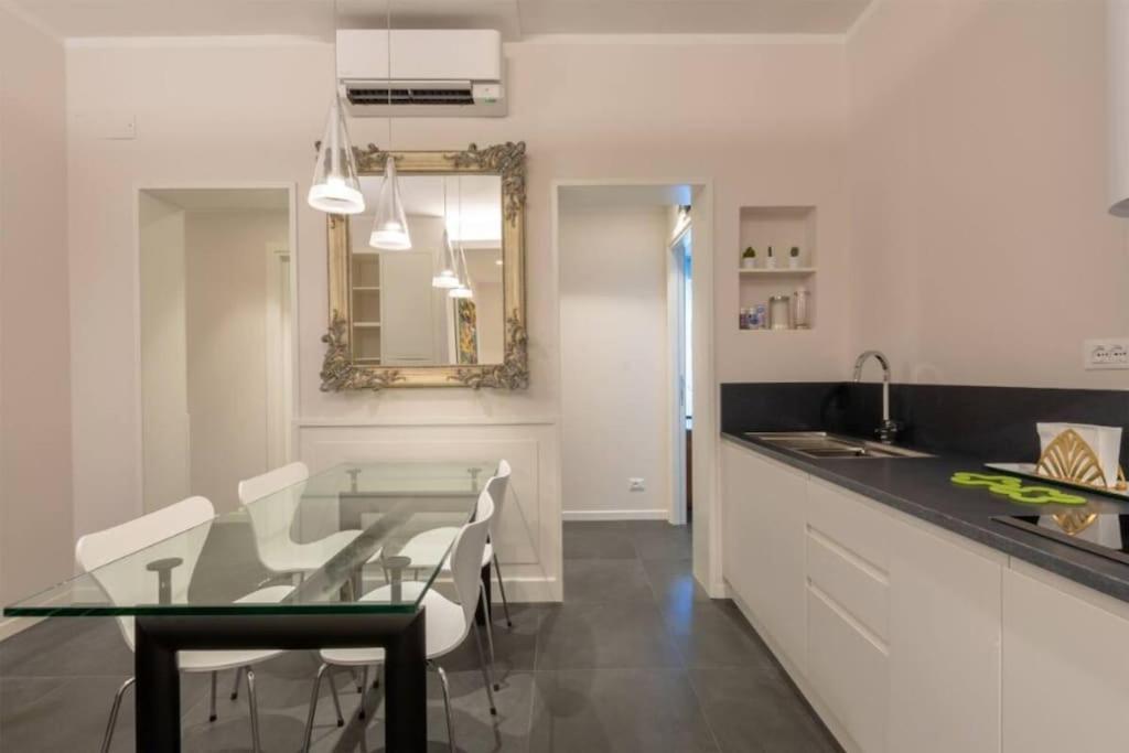 Stylish Four Bedrooms Apartment - Florence Center Kültér fotó